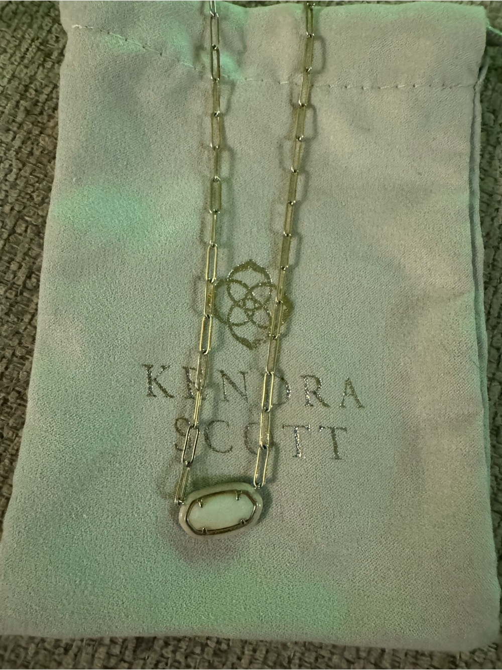 Kendra Scott Gold Paperclip Necklace with White Oval Pendant